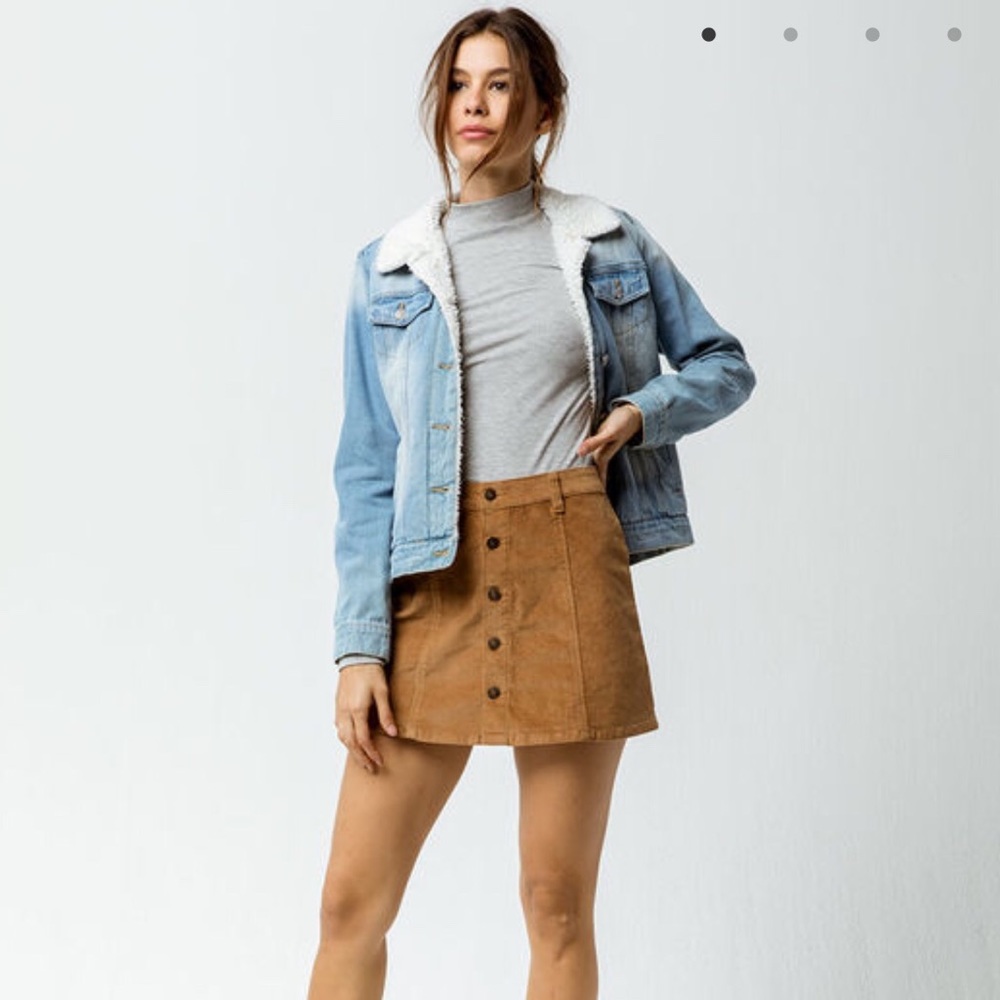 Brown skirt